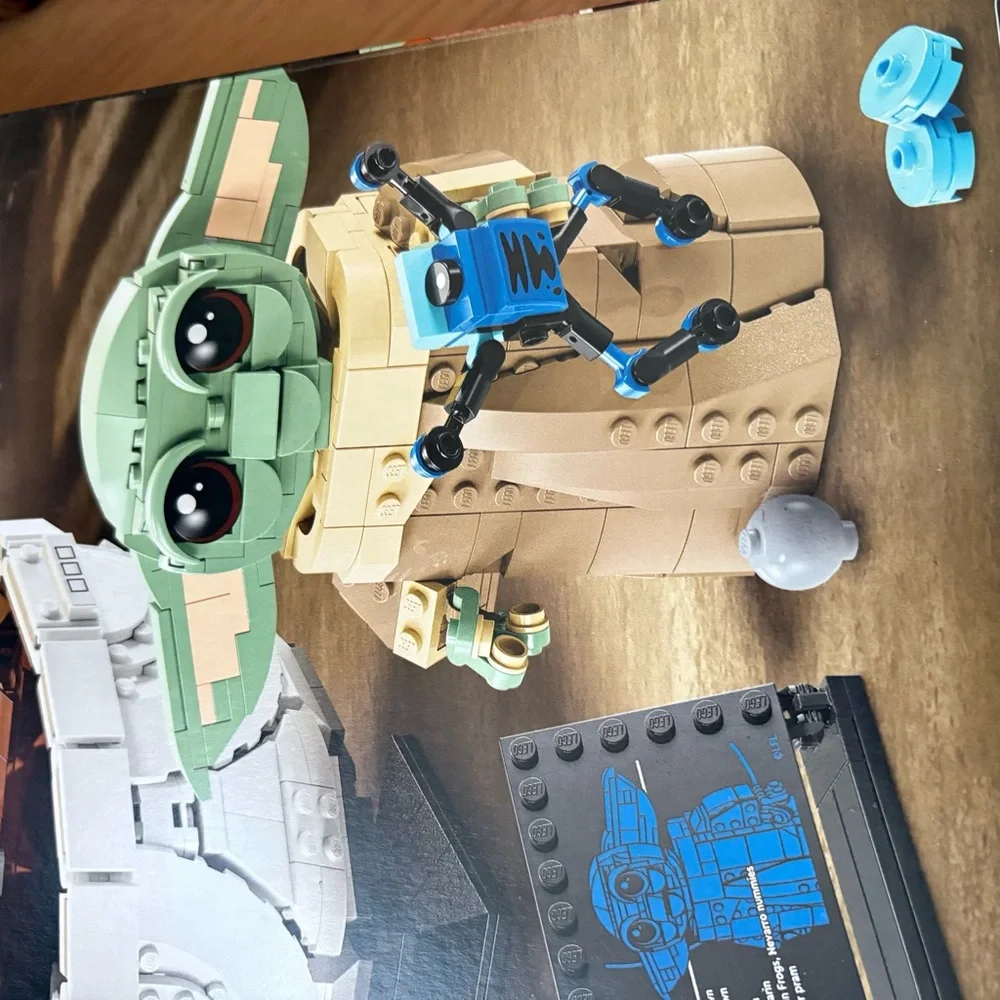 LEGO 75403 Star Wars Grogu in White Hover-Pram Set